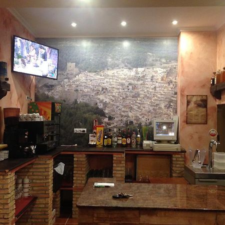 Hostal D'Ernes อัลกาลา เดล ฆูการ์ ภายนอก รูปภาพ