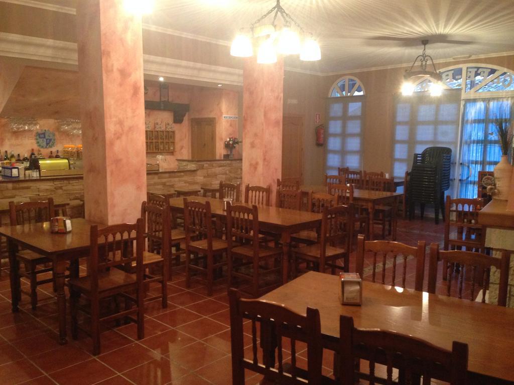 Hostal D'Ernes อัลกาลา เดล ฆูการ์ ภายนอก รูปภาพ