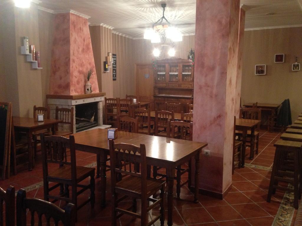 Hostal D'Ernes อัลกาลา เดล ฆูการ์ ภายนอก รูปภาพ
